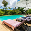 Отель Magnifique Villa, Piscine,5BR à 5 min pied du club 55, фото 17