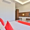 Отель Oyo 26587 the Grand Vatika, фото 2