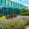 Отель Courtyard by Marriott London Gatwick Airport, фото 1