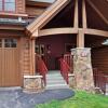 Отель Rocky Mountain Luxury - Large Ski-in Winter Townhome 6ppl 2 Bedroom Townhouse by RedAwning, фото 15
