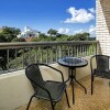 Отель HAMP1 - Bright Apartment in Cremorne в Сиднее