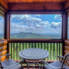 Отель High Five Lodge by Escape to Blue Ridge, фото 5