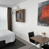 Отель Black Jack Suites Amsterdam, фото 4