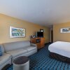 Отель Fairfield Inn & Suites by Marriott St Petersburg Clearwater, фото 41