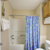 Отель 2b/2b w/ Pool & Tennis Court, Sleeps 6, фото 9