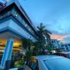 Отель Grand City Hotel в Бандар-Сери-Бегаване