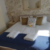 Отель 5 Bedrooms/sleeps 10-12/free Wifi & Parking/garden, фото 23