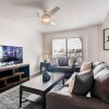 Отель Beautiful San Diego Private Entrance Open Bedroom + Upstairs Loft! (H1), фото 3