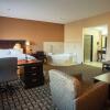 Отель Hampton Inn & Suites Palestine, фото 5