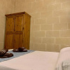 Отель Hofra Farmhouse - 5 bedroom farmhouse with private pool available, фото 1