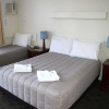 Отель Ambassador Motor Inn, фото 6