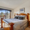 Отель Pine Ridge 7e - Ski-in / Ski-out 3 Bedroom Condo by RedAwning, фото 7