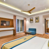 Отель Ark Holiday Inn By DLS Hotels, фото 4