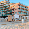 Отель Marty's Beachfront Apartments, фото 33