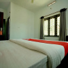 Отель Oyo 12224 Karoli Inn, фото 7