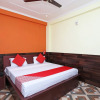 Отель OYO 28801 Radhika Guest House, фото 5