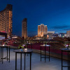 Отель Las Vegas Hilton at Resorts World, фото 1