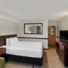 Отель Quality Hotel & Suites Montreal East, фото 3