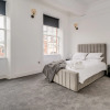 Отель Wakefield Town House Apartments, фото 4
