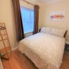 Отель Friars Walk 2 with 2 bedrooms, 2 bathrooms, fast Wi-Fi and private parking, фото 8