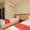 Отель RedDoorz Plus near Palembang Trade Center 2, фото 7