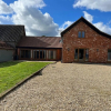 Отель Charming Norfolk Barn Conversion in Barnham Broom, фото 8