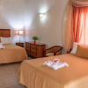 Отель West Bay Colonial, фото 3
