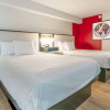 Отель Ramada by Wyndham Kingston в Кингстоне