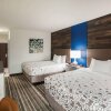 Отель La Quinta Inn & Suites by Wyndham Owasso, фото 36