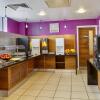 Отель Holiday Inn Express London - Newbury Park, an IHG Hotel, фото 22