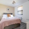 Отель Modern & refurbished 2/bed apartment in Stockport, фото 1
