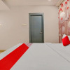 Отель OYO Flagship 806925 R Inn Palace, фото 13