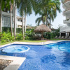 Отель Copa De Oro 102 Luxury Romantic Zone Condo Heated Pool Patio, фото 9
