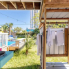 Отель The Cotton Candy Beach House 3 Bedroom Cottage by Redawning, фото 23