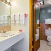 Отель Econo Lodge Wakeeney, фото 9