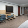 Отель Tru by Hilton Miami Airport South Blue Lagoon, фото 26