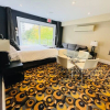 Отель Cozy Downtown Condo Suite, фото 1