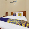 Отель SPOT ON 92515 Timoti Guest House, фото 6