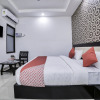 Отель Crown Residency by OYO Rooms, фото 6