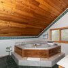 Отель Dream 4-Br 4-Ba Chalet | Private Hot Tub | 2 min to Jasper National Park Gates, фото 24