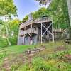 Отель Treetop Cabin w/ Deck & Views - 3 Mi to Beech Mtn!, фото 1