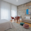 Отель Liiiving in Porto Downtown Luxury Apartment 3R, фото 6