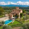 Отель Villa just 14 km to Florence, 8 bedrooms. Private garden, pool heated and Wi-Fi!-La Leopoldina, фото 23