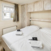 Отель Comfortable Chalet With Dishwasher, Beach at Walkingdistance, фото 17
