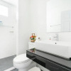 Отель Charming Studio Suite - Private Washer, фото 8