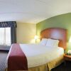 Отель Holiday Inn Express & Suites Charlotte Arpt-Belmont, фото 21