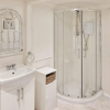 Отель Host Stay Tanqueray House, фото 9