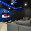 Отель Home With Game Room, Movie Room and a Pvt Pool 405, фото 5