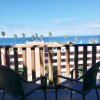 Отель La Jolla Cove Suites в Сан-Диего