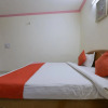 Отель OYO 9963 Hotel Raja Palace, фото 11